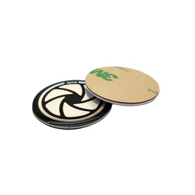 China Hot sale 30mm waterproof/waterproof nfc sticker rfid phone grip epoxy tag for social media sharing mobile phone for sale