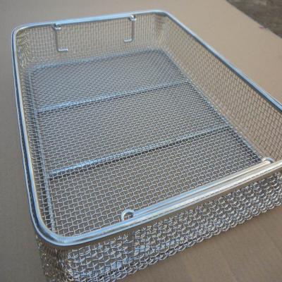 China Sterilized Medical Punching Wire Mesh Basket Sterilizing Hospital Medical Disinfection Frame Basket for sale