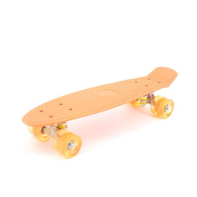 China Factory supply plastic park skate fingerboard pp QIYI fashion fish skateboard cheap skateboard for sale