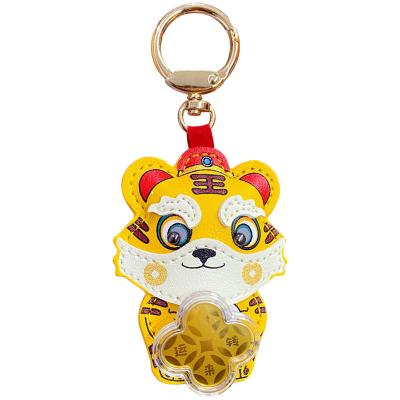 China Decoration Gift BaiMao Chinese Style Tiger Rotating Pendant Key Chain Custom Design Fashion Key Chain Leather Key Chain for sale