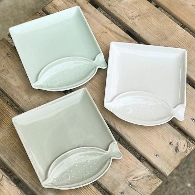 China Customized Stored Japanese Restaurant Hotel Square Glazed Solid Color Sauce Ceramic Divided Dish for sale