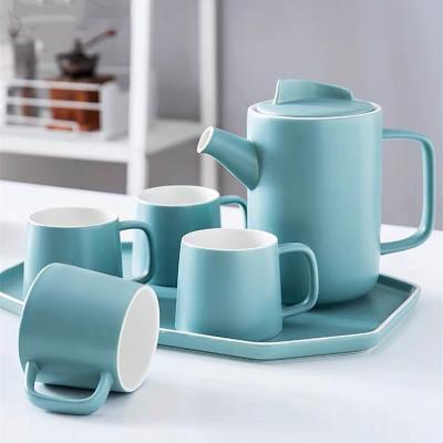 China Viable Hot Selling European Ceramic Tea Cup Sets 4pcs Solid Color Custom Matte Coffee Cups and Coffee Tea Sets for sale