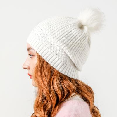 China Pom Pom Beanie Custom Designer Knit White Rhinestone COMMON Beanie Hat For Women for sale