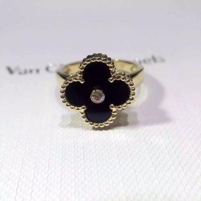 Chine Van Cleef et Arpels la plupart d'anneau populaire d'Alhambra de cru, 1 motifs, 18K or jaune, onyx, diamond.VCARA41000 rond à vendre