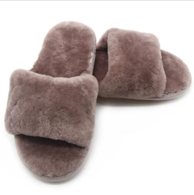 China Fashion\Hot Selling Comfortable\Durable Products Sheepskin Fur Slippers Women's Slippers For Wholesale for sale