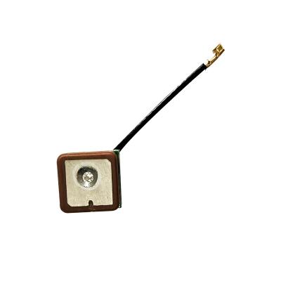 China GPS 1575.42MHz / GNSS 1605MHZ Ceramic Passive Internal 8*8*4mm Antenna for sale