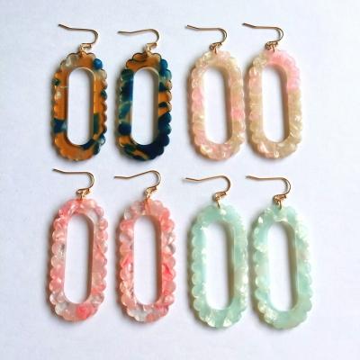 China Wholesale Hot Selling Colorful Acetate Edge Earrings High Quality Colorful CLASSIC Oval Wavy Earrings Accept Customized Earrings for sale