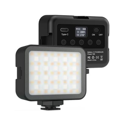 China PORTABLE 6W Mini LED RGB Light Photographic Lighting 3200-7500K Visual Light PORTABLE 2000mAh Built-in Battery With Cold Shoe Mounts for sale