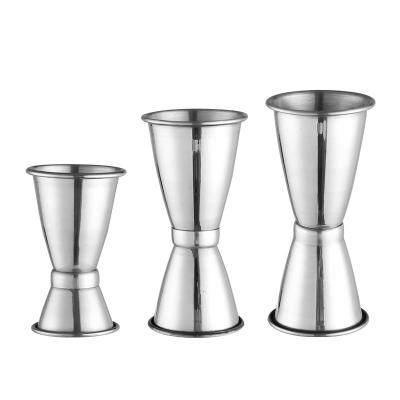 China 2022 Spirit Jigger Whiskey Measuring Tools Small Stainless Steel Viable Alcohol Cocktail Measures Jigger For Bar for sale