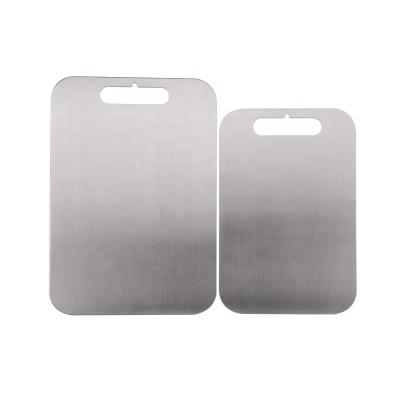 China Logo Stainless Steel Cutting Board Customized Viable For Non Slip Food Prep Chopper With Easy Grip Handles Metal Panel for sale