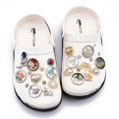 China New Trend Custom Charm Clog Glass Crystal Natural Dried Flower Clog Shoes Charms Real Life Flower Decoration For Shoe Charms Sandals Accessories for sale