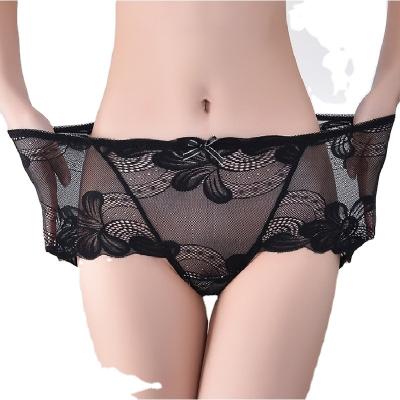 China Antibacterial Medium Large Size Lace Sexy Women's Underwear Hip Lifting Cotton Bottom Antibacterial Crotch Crotch Breathable Traceless Briefs for sale