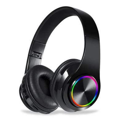 China Soft Earmuffs MIC Gaming Wireless Headsets Headphones Earphone Volume Control Over-Ear RGB Memory For PS4 PS5 Xbox One PC Controller for sale