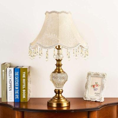 China European round table lamp vintage metal colored glass desk lamp for hotel bedroom home living room for sale