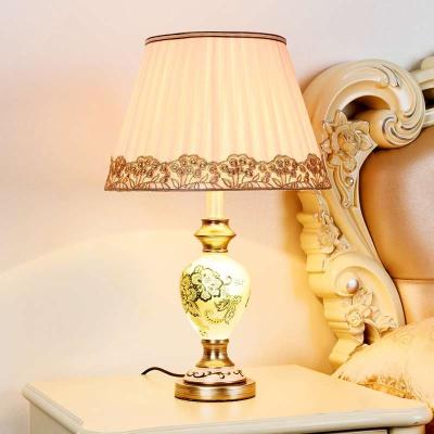 China Chinese style modern metal desk lamp glass table lamp near reading for hotel bedroom living room for sale