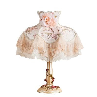 China Traditional with fabric shade resin reading lamp table desk lamp for bedroom living room for sale