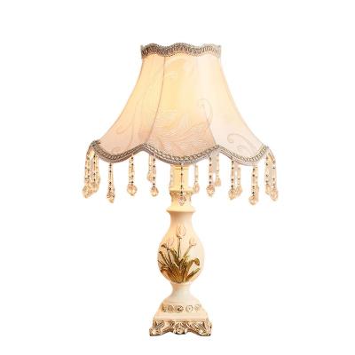 China Bedroom Lamp Office Lighting Products Resin Material Europe Design Near Light for sale