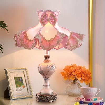 China European pink color youthful classic bedside lamp table lamp desk lamp hotel living room home bedroom for sale