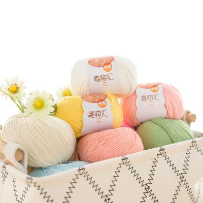 China Yarncrafts Soft Chunky Blended Multi Color Wool Antistatic Hand Knitting Yarn For Shawl And Scarf for sale