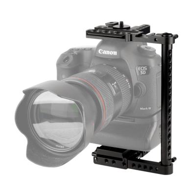 China Universal Aluminum Alloy Niceyrig Camera Harf Cage Rig With Quick Release Plate For Canon Nikon Sony A7 Panasonic GH5 for sale