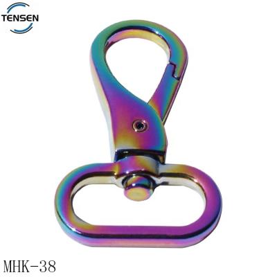 China Good Wholesale Environmental Friendly Rainbow Oval Rings Metal Accessory Hook Handbags Swivel Snap Hook Buckle For Luggage for sale