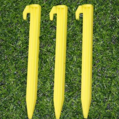 China Verwelding Ground Nails voor tent 1/4 Bend Plastic Ground Pegs Te koop