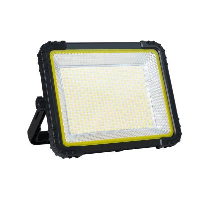 China Luz de campamento grande al aire libre Carga de emergencia barbacoa nocturna Iluminación LED de alta potencia en venta