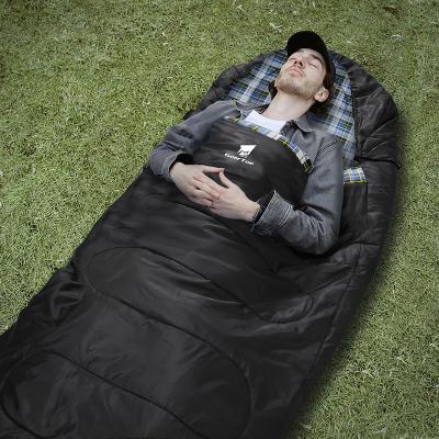 Chine Sac de couchage pour camping en plein air épaissit et élargi pour la chaleur ultra-légère et scellé à vendre