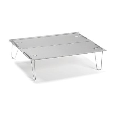 China Aluminiumplaat Klein laag opvouwbaar kampertafel Buiten Aluminium legering Ultra licht Te koop