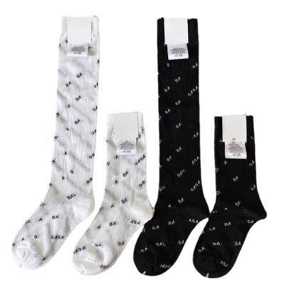 China Wholesale Women's Sports Classic Women's Designer Socks Luxury Famous Brand Designer Socks Crew Socks for sale