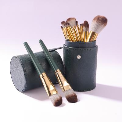 China 2021 wholesales high quality green professional face remover 14 pieces makeup set brush for sale