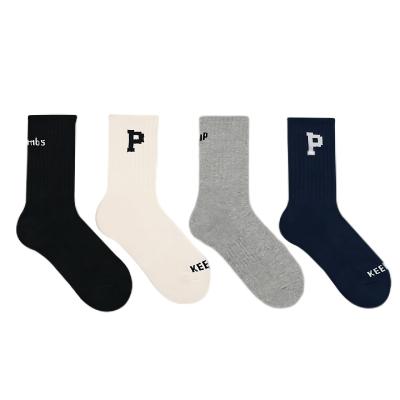 China New Fashion Women Crew Socks QUICK DRY Hot Selling Custom Made Cotton Socks Custom Plain Color Logo Socks for sale