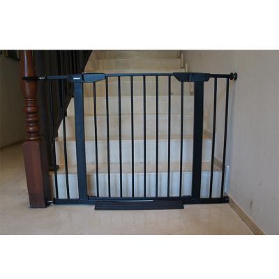 China Modern/Comfortable/Simple/Cartoon/Fashion Metal Gate/New-fashion Baby Safety Fence Baby Gate Kids Safety Gates Child Safety For Stairs for sale