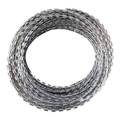 China Galvanized Steel Wire Low Price Hot Selling Concertina Razor Barbed Wire Barbed Wire Roll for sale