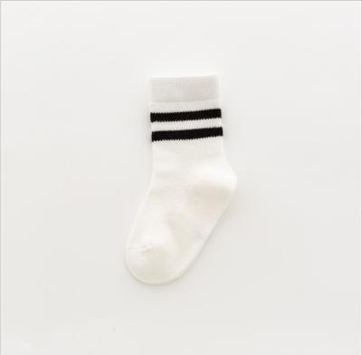 China Summer mesh thin children's breathable breathable socks two bars sports socks men's and women's baby socks for sale