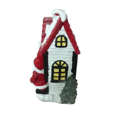 China Resin Worldwide Christmas By Santa Clause Town Scene Village Houses With 15 LED Light Battery Operate Christmas Ornament Ready To Ship for sale