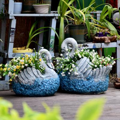 China Swan World Garden Ornaments Wholesale Outdoor Resin Animal Plant Flower Pot Embellishment for sale