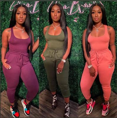 China 2022 New Style Women Club Sweatsuit Sexy Halter Neck Crop Top Breathable Top Pants Set 2 Piece Outfits for sale