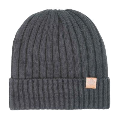 China Custom Made COMMON Ribbed Knit Beanie Hat Custom Embroidery Logo Hats Knitted Beanie With Band Winter Cap For Men for sale