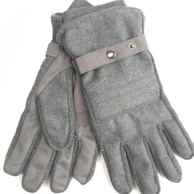 China Fashion / Comfortable Winter Thickened Warm Windproof Gloves And Cold Proof Gloves For Motorcycle Riding for sale