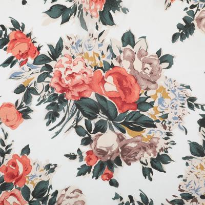 China New Arrival Flowers Pattern Chiffon Polyester Material Woven Fabric Anti-static For Retro Fashion Garment for sale