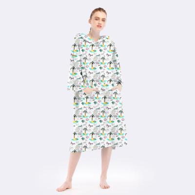 China Custom Hypoallergenic Women Print Eco Microfiber Poncho Towel OEM Personalized Factory Price Beach Poncho Towel for sale