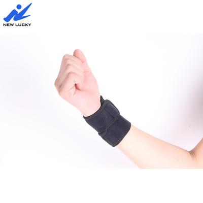 China Protector & warm& Sports Waterproof Wrist Protector Adjustable Wrist Support Pain Relief Wrist Band Brace for sale