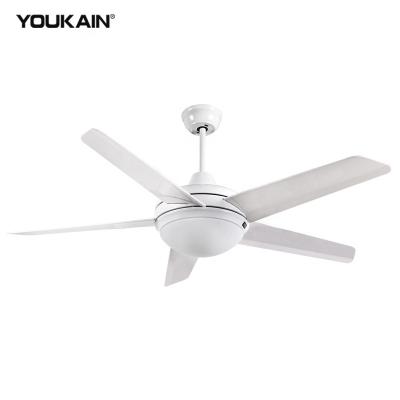 중국 52 inch hotel hotel led light 5 blades LED white ceiling fan concise new style ceiling fan light with lamp 판매용