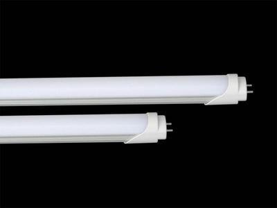 Chine le tube de 600mm 780lm T8 LED blanc/chauffent l'économie d'énergie blanche pour le bureau à vendre