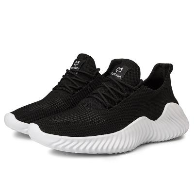 China Fashion Trend New Designs Breathable Fly Knitted Mesh Sport Shoes For Men for sale