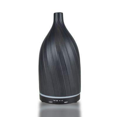 China Ceramic Fragrance Oil Hotel Home Decor Scent Aroma Diffuser Fashion Vase Ultrasonic Humidifier for sale