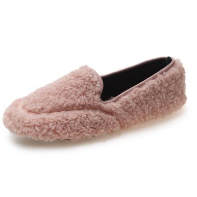 China New Fashion Trend Autumn Winter Women's Teddy Bear Curl House Fluffy Loafer Loafer Slip-on Shoes Polka Dot Cotton Shoes For Women Fur Flat Shoe for sale