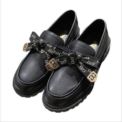 China Durable New Fashion Ladies Casual Shoes Educate Girls Uniform Leather Elegant Shoes Small Women's Bow Thick Heels Shoe for sale