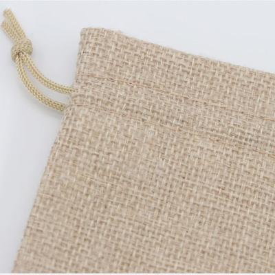 China Custom Mini Natural Burlap Jute Drawstring Folding Bags For Gift Jute Soap Bag for sale